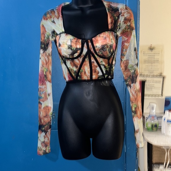 Floral Bustier Mesh top - Picture 2 of 3